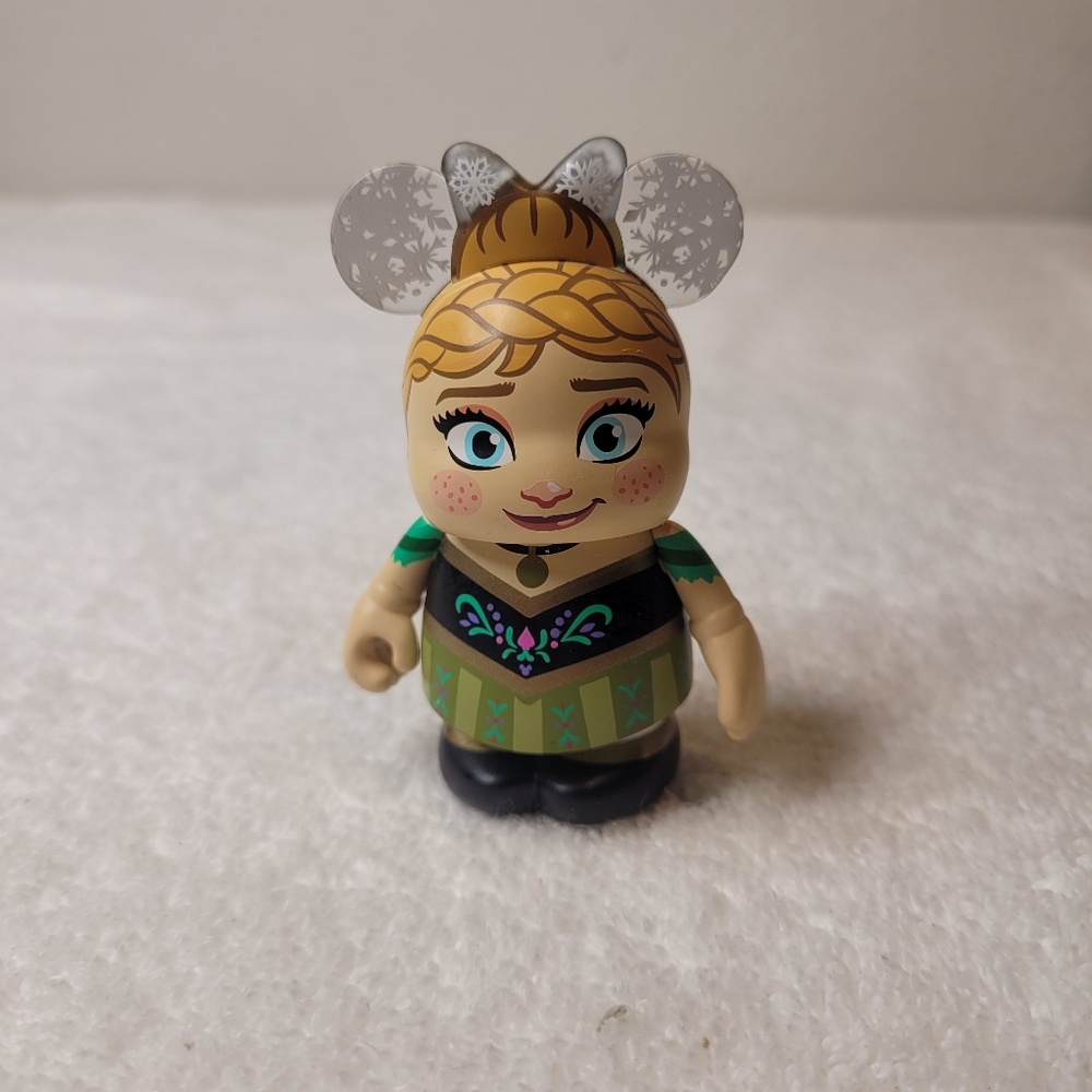 Vinylmation Disney frozen movie Anna figure collectibles